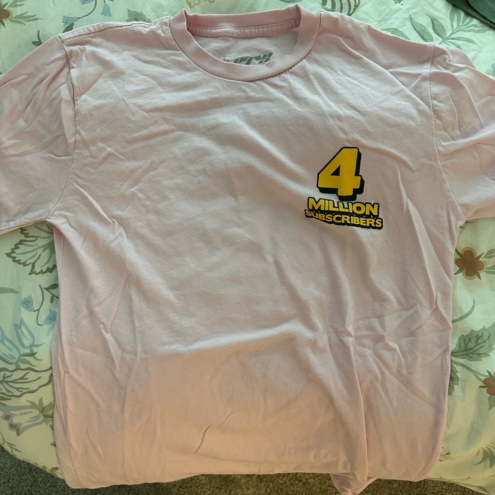 Fresh love clothing brand Sturniolo triplets merch 
@sturniolotriplets